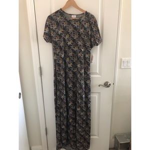 Lularoe Small sweater stars Maria